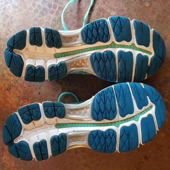 Women's Asics Gel-Nimbus 17 - Picture 7 of 16